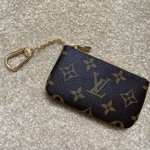 Key pouch